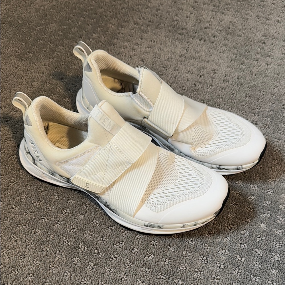 TIEM SPIN SHOES